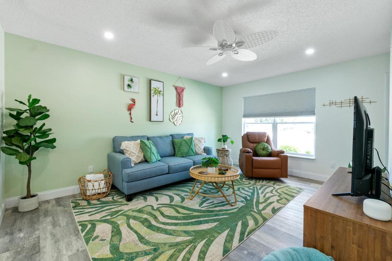 Paradise Palms- Tropic Suite- Pool - Steps To Ocean - 10 Min To Downtown セント・オーガスティン エクステリア 写真